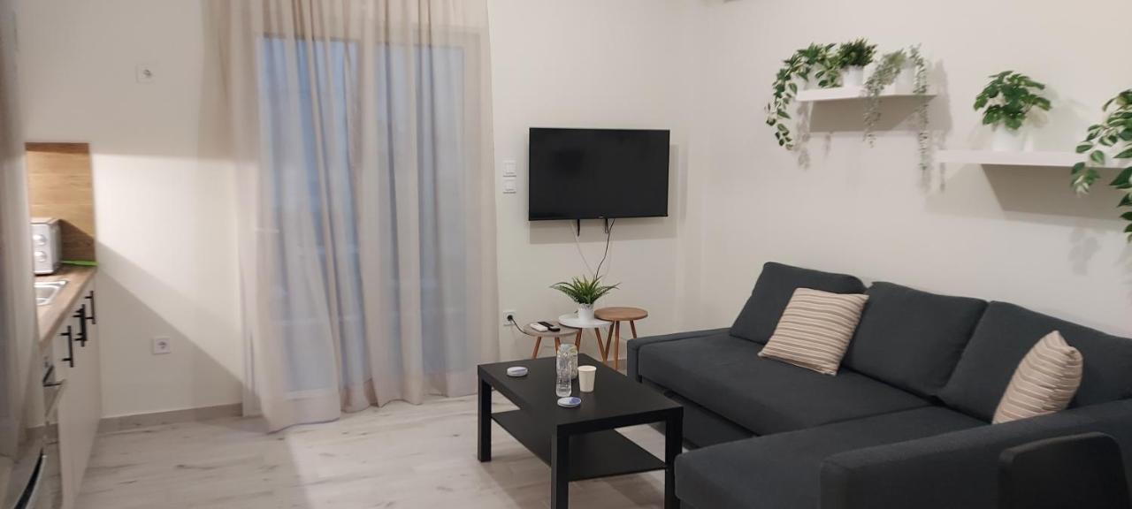 Kristy Apartment Artemida  Luaran gambar